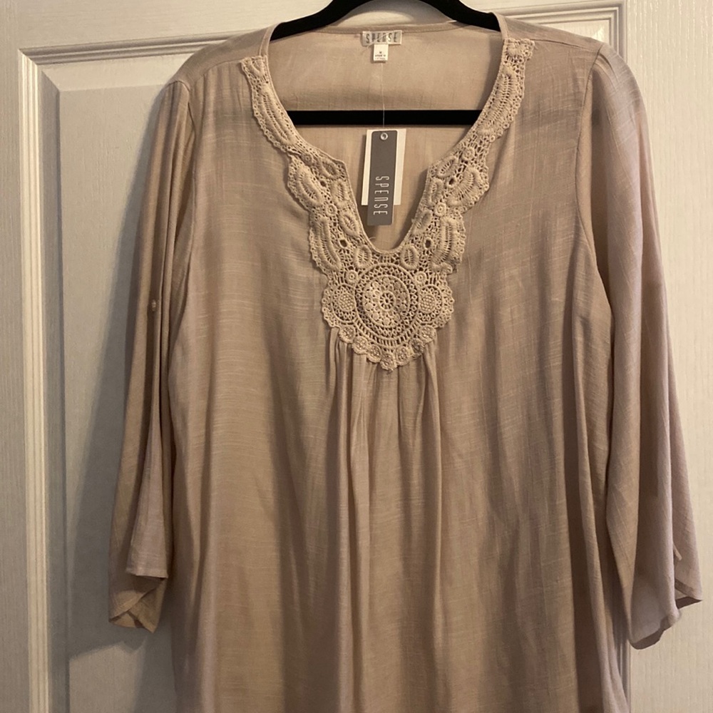 Spense Top; size Medium